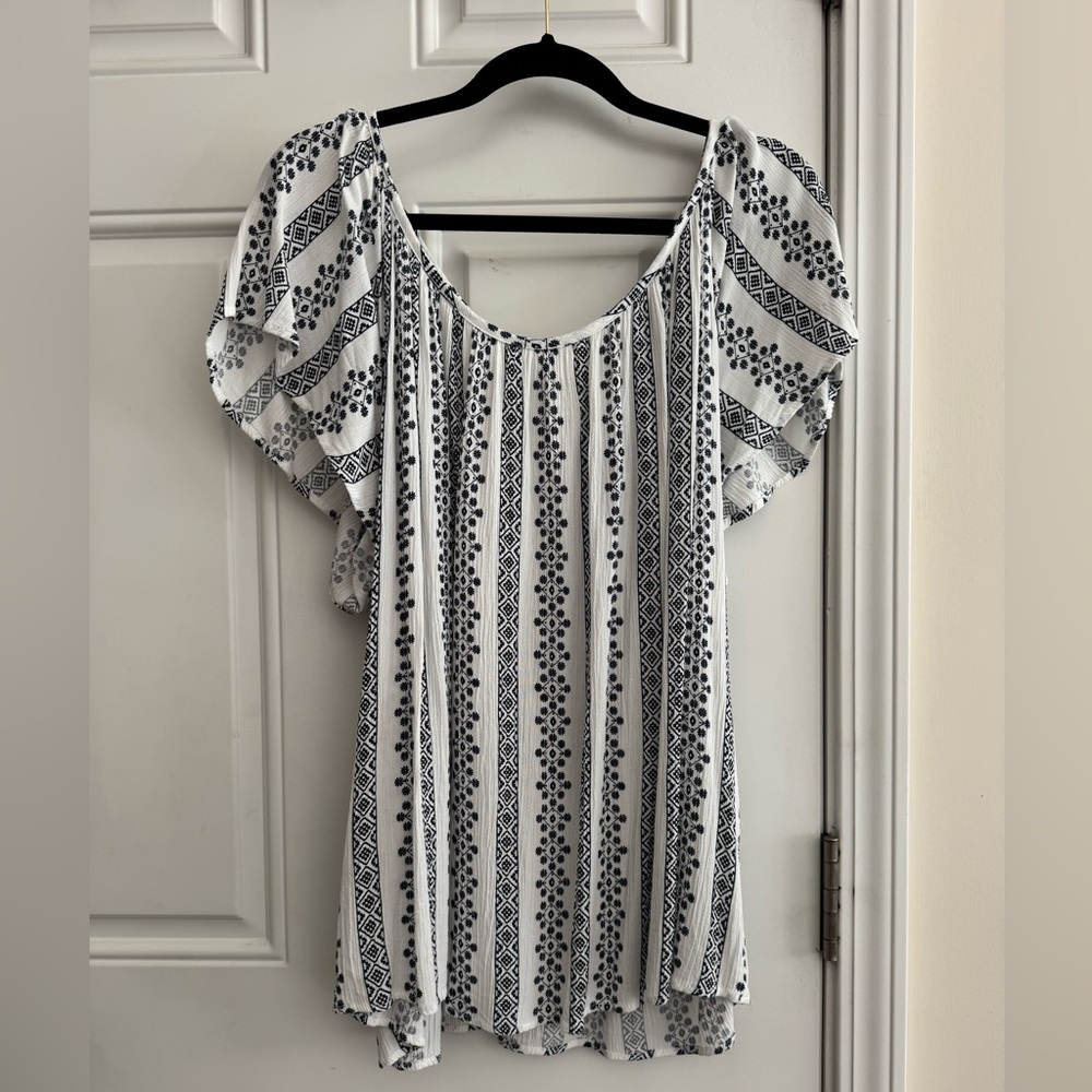 Women’s Torrid top size 2